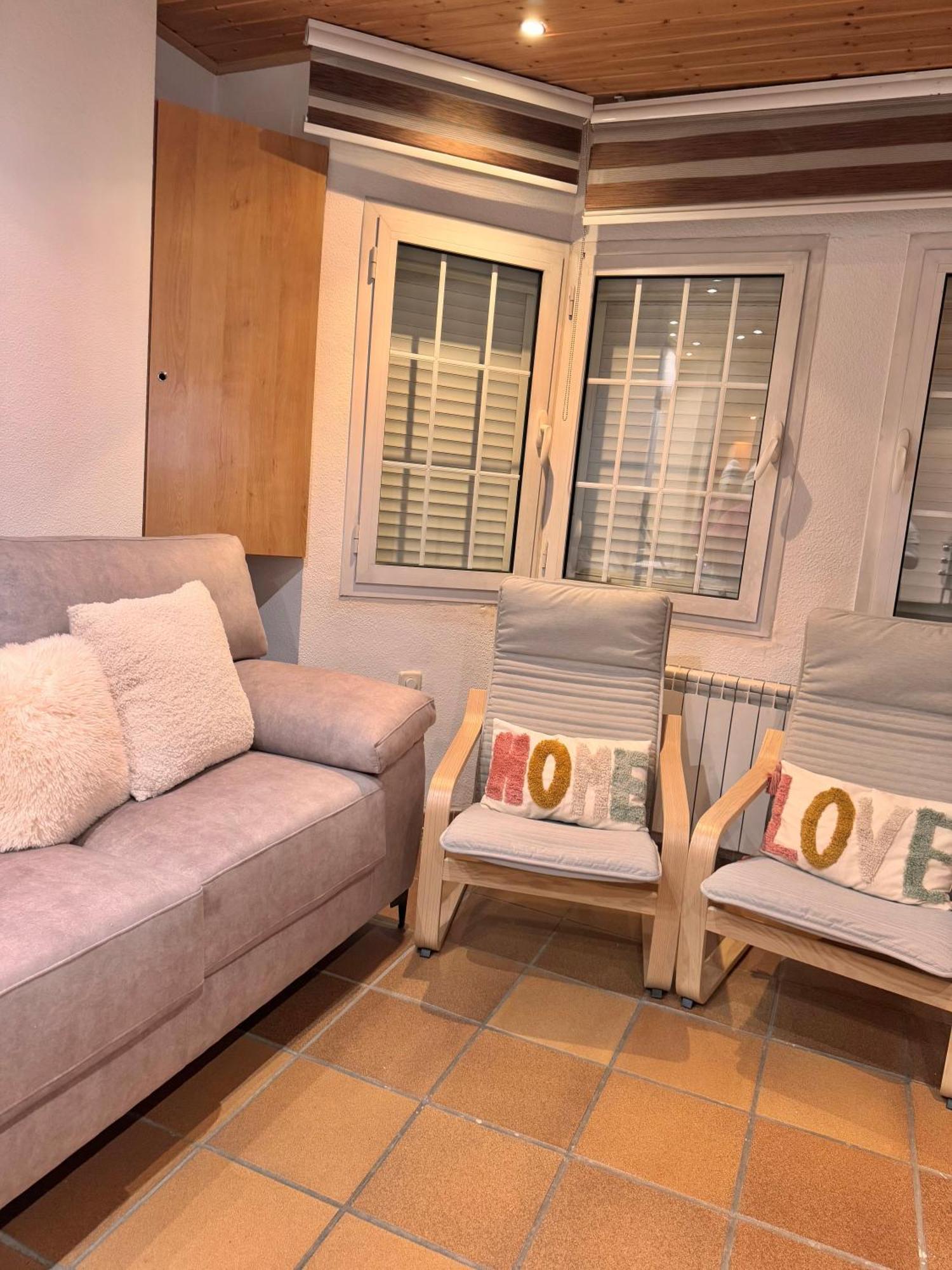 Decris Apartament *